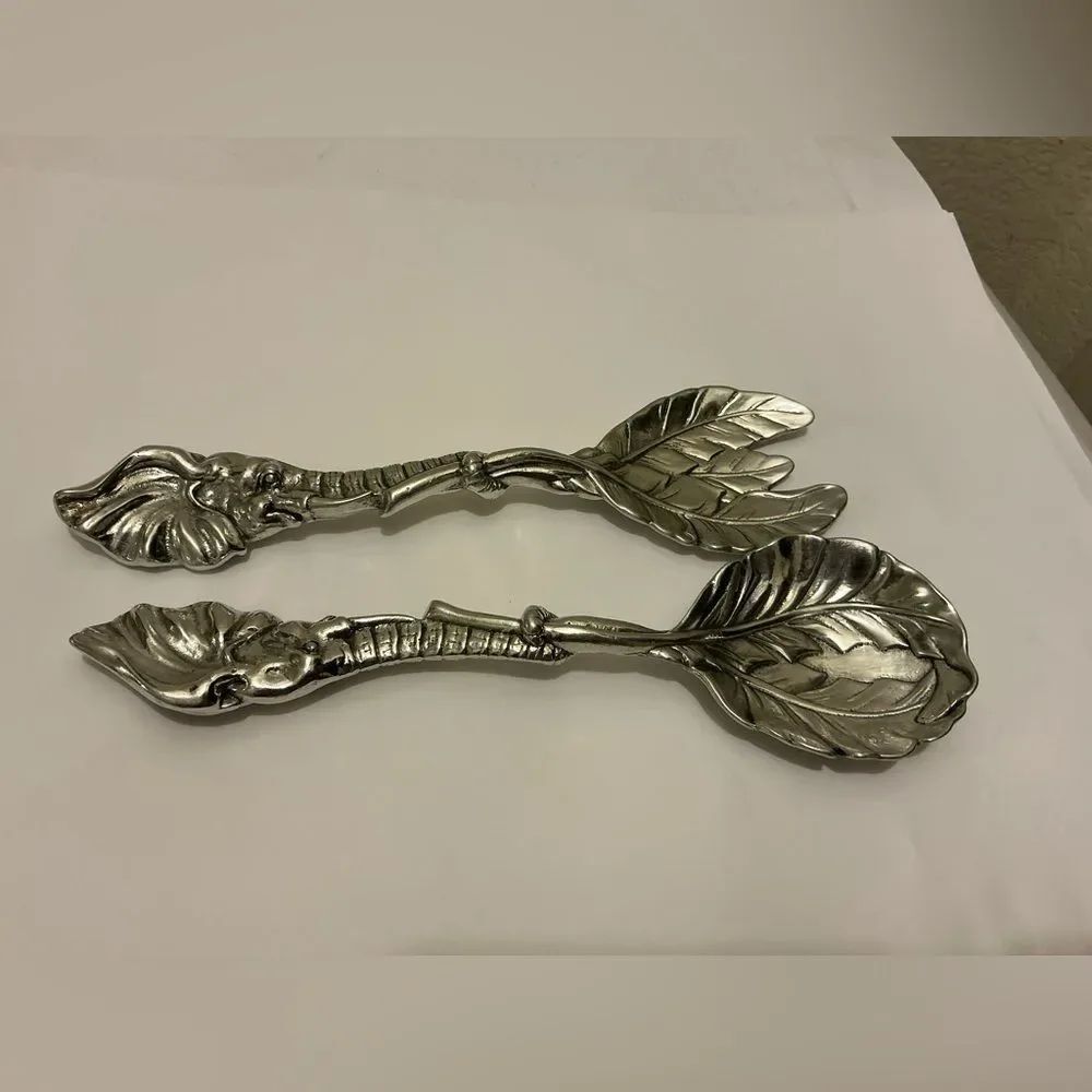 Arthur Court 2002 Aluminum Elephant Head & Palm Leaf Salad Serving Set